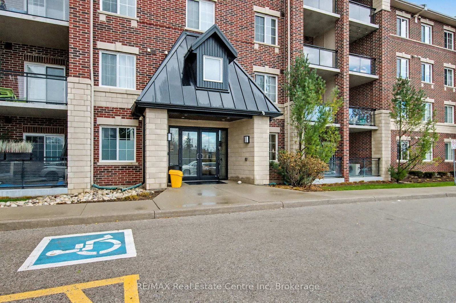 #318 - 1440 Gordon Street