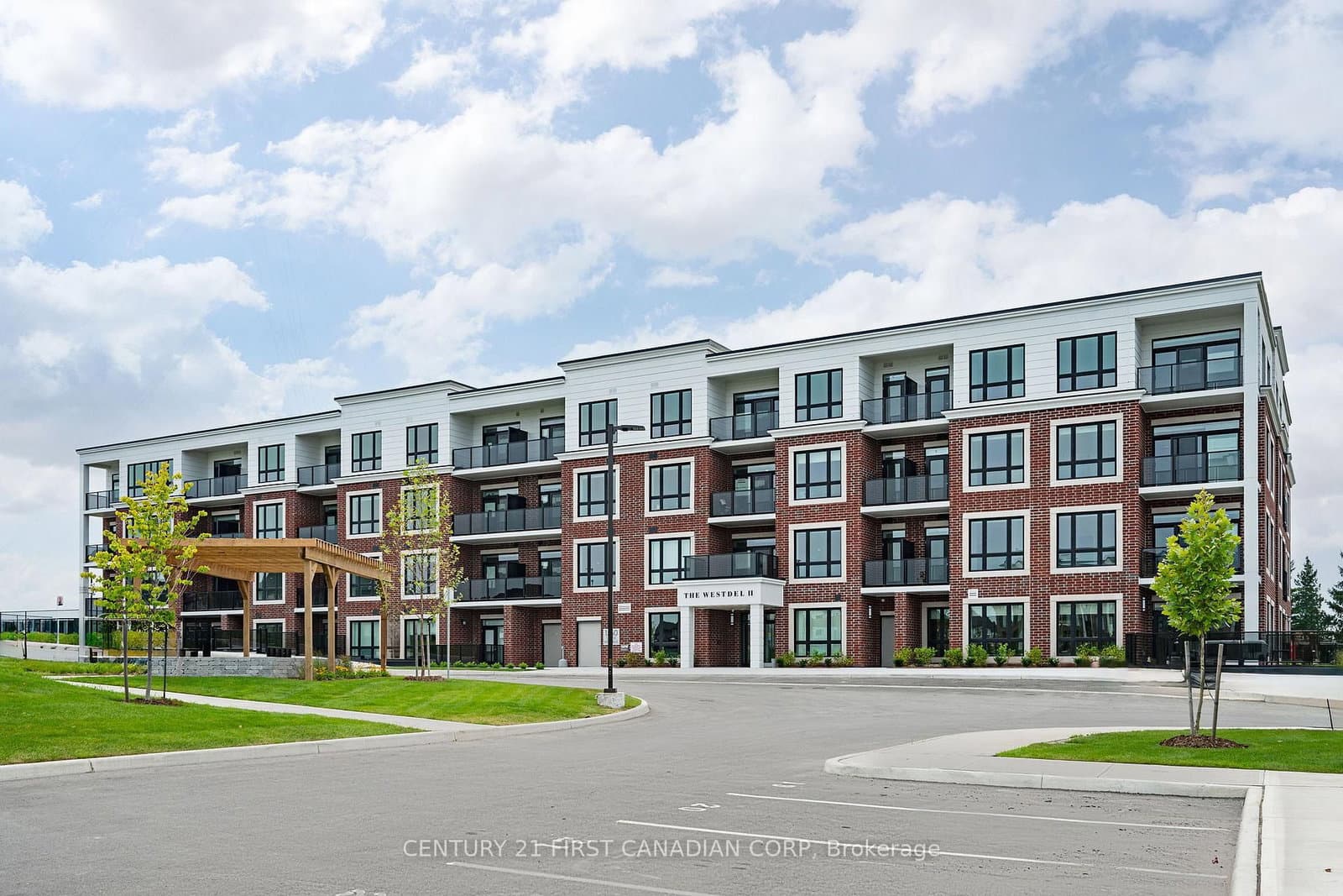 #308 - 1560 Upper West Avenue