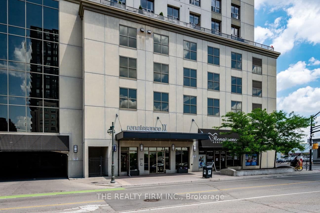 #1708 - 330 Ridout Street N