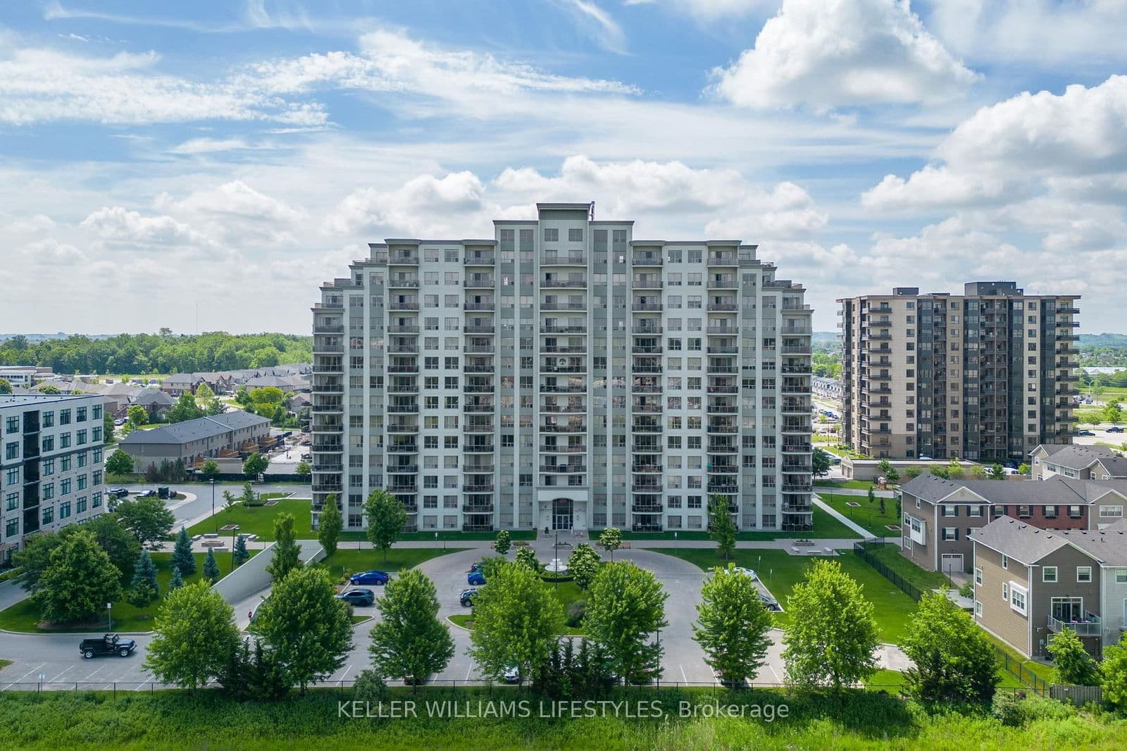 #1004 - 1030 Coronation Drive