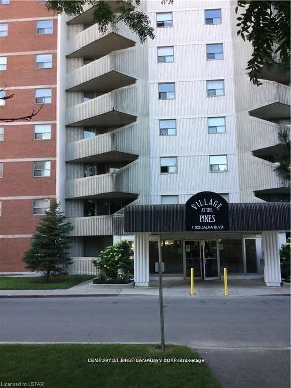 #202 - 1103 jalna Boulevard