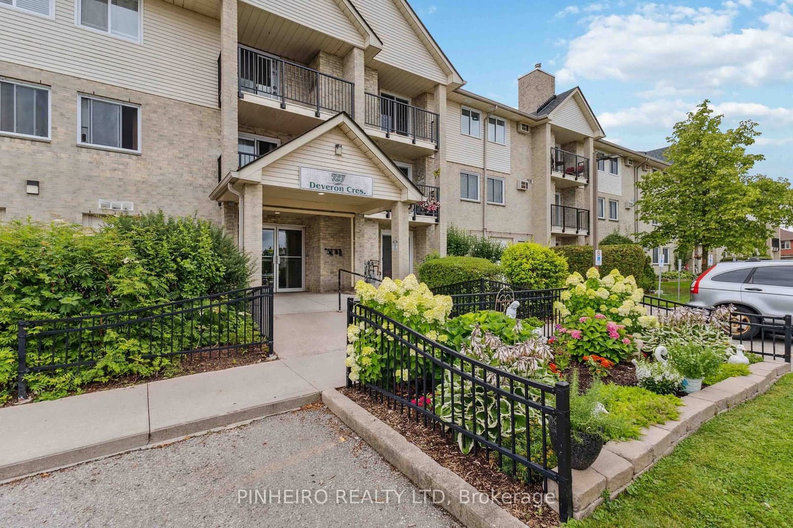 #309 - 727 Deveron Crescent