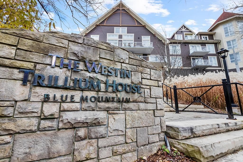 #313 - 220 GORD CANNING Drive