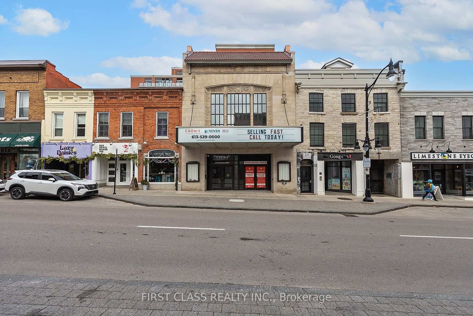 #403 - 223 Princess Street