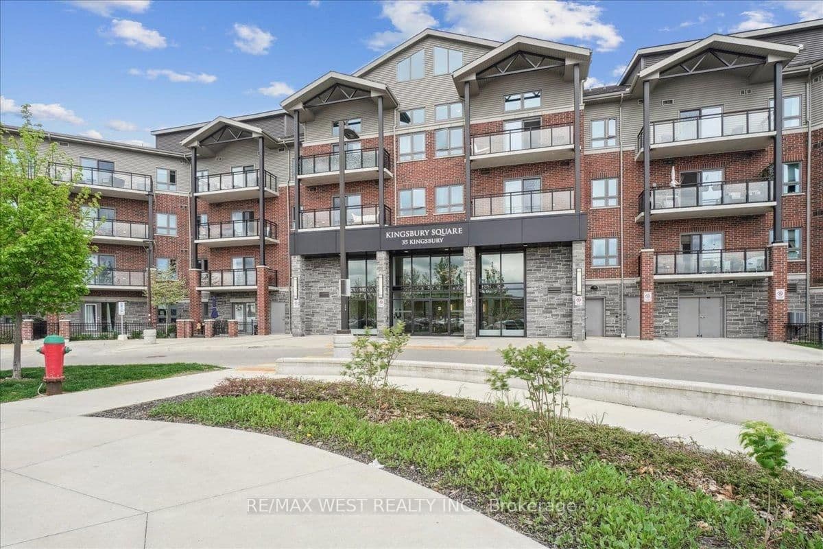 35 Kingsbury Square, Unit 413