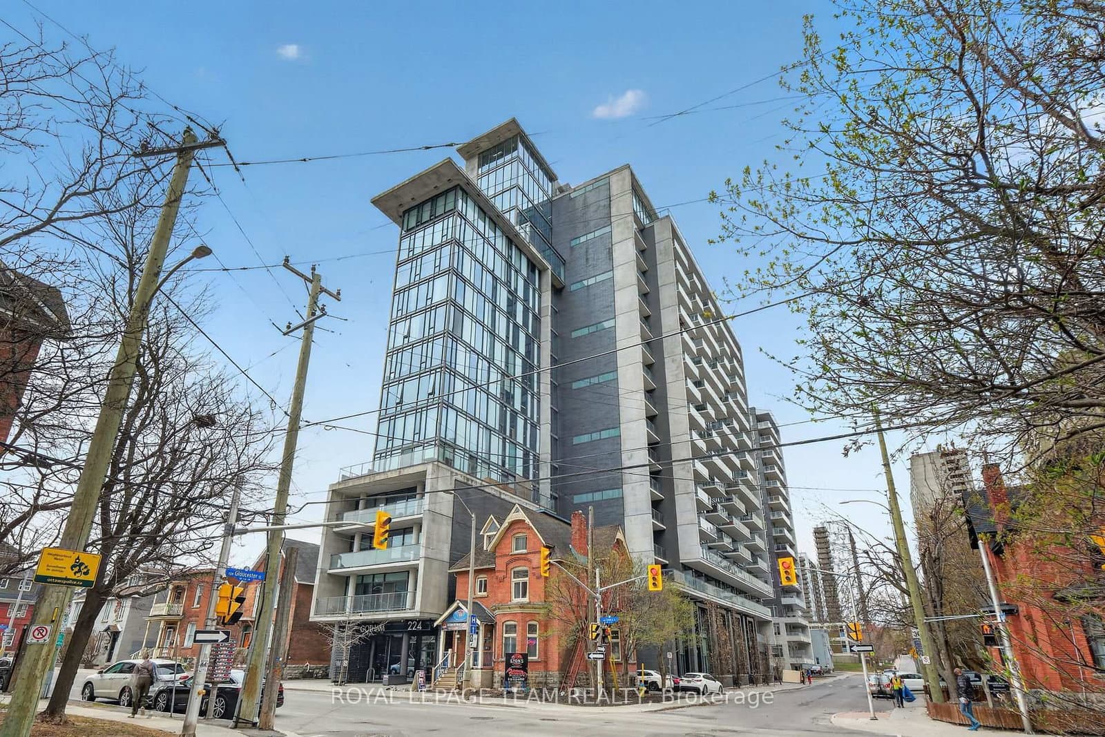 #307 - 224 Lyon Street N