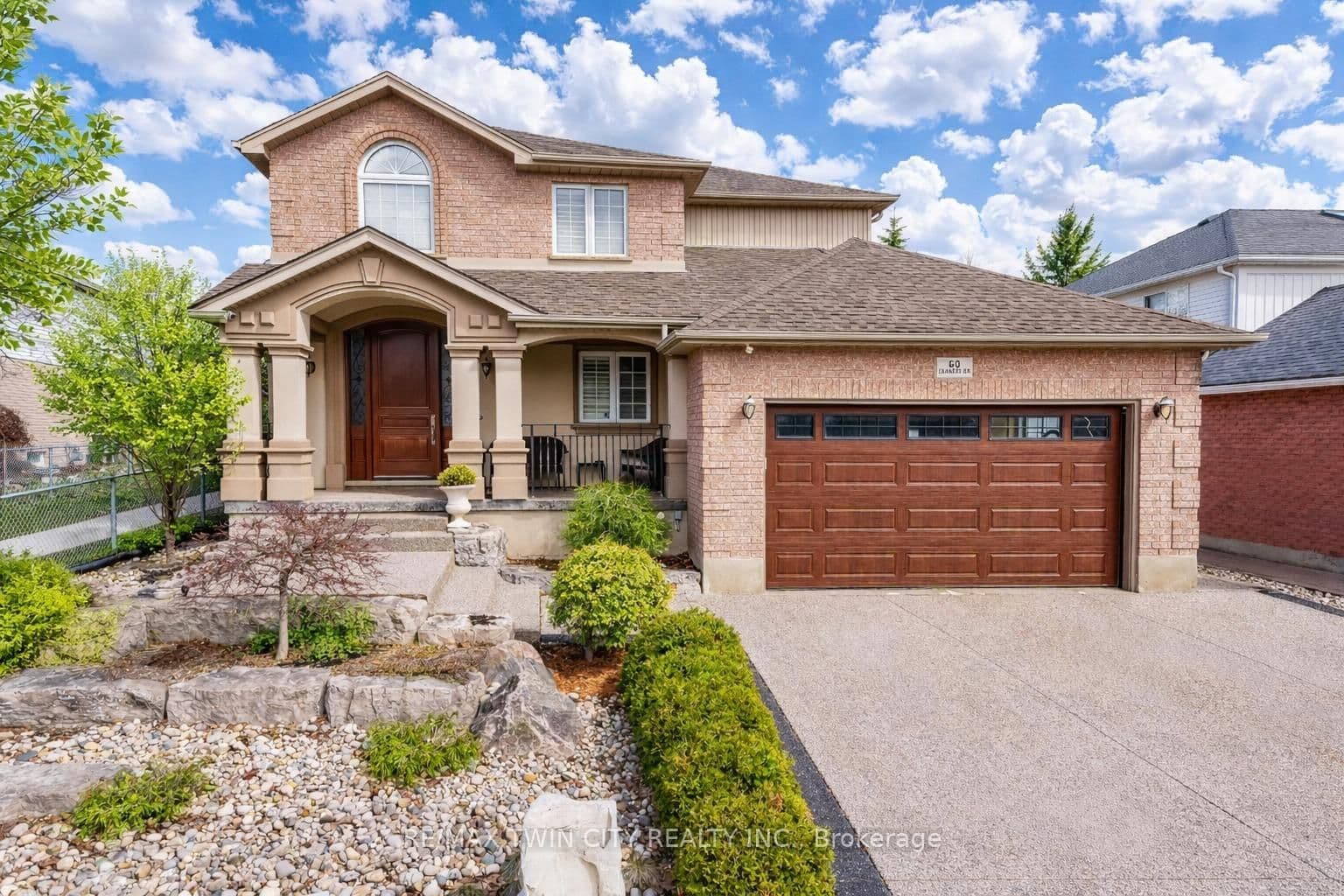 60 Chandos Drive