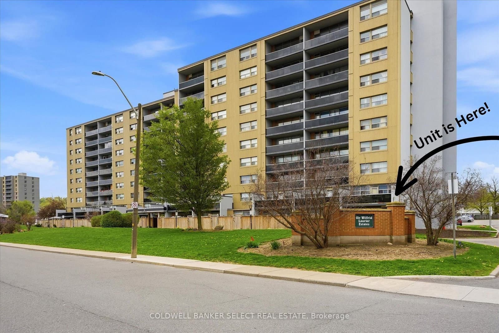 #22 - 15 ALBRIGHT Road