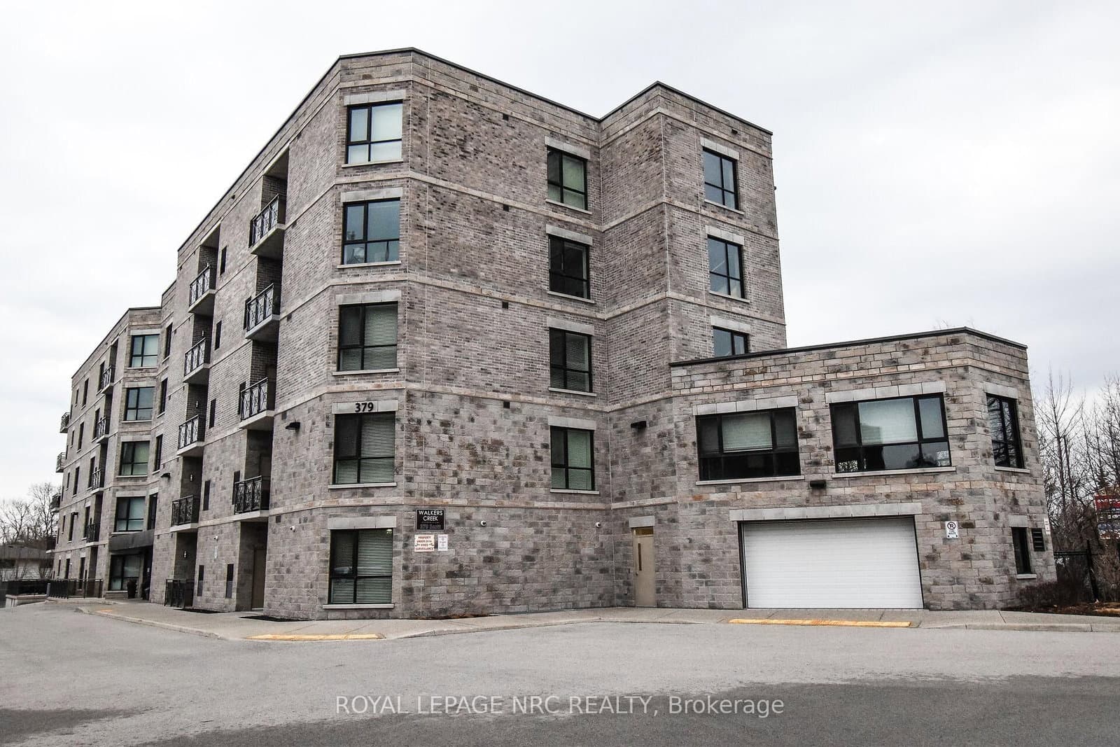 #305 - 379 Scott Street
