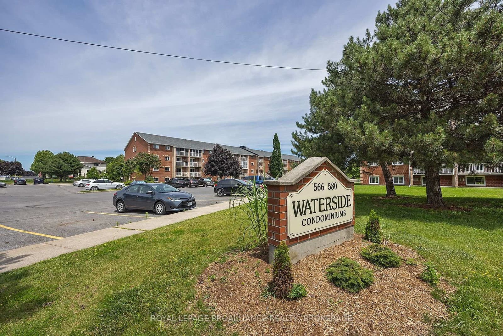 #201 - 580 Armstrong Road
