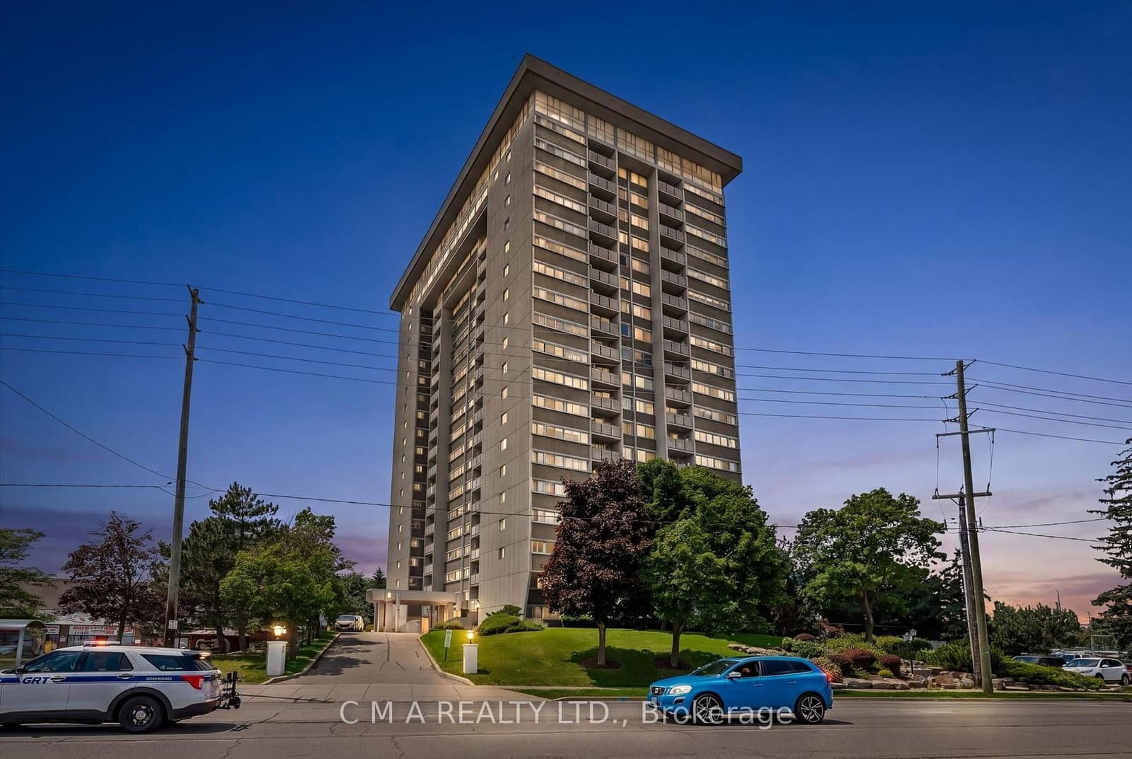 #1406 - 375 King Street N