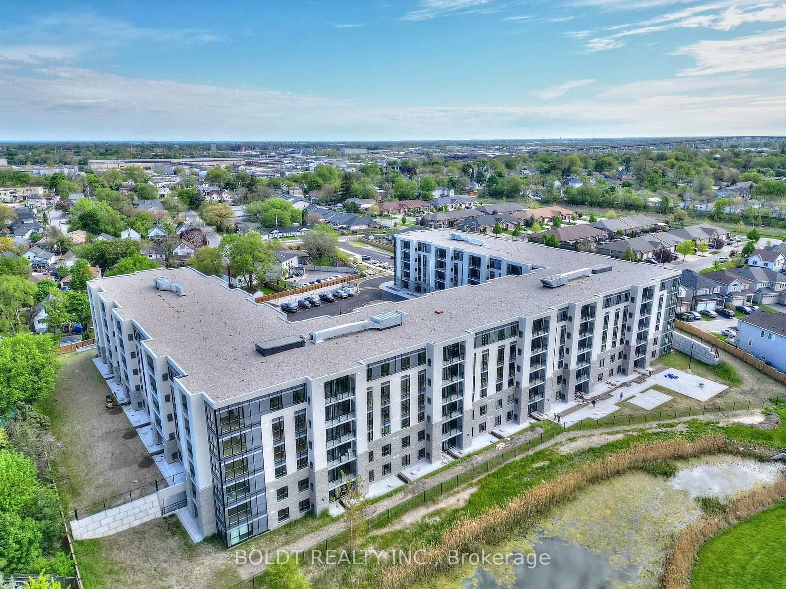 50 Herrick Avenue, Unit 409