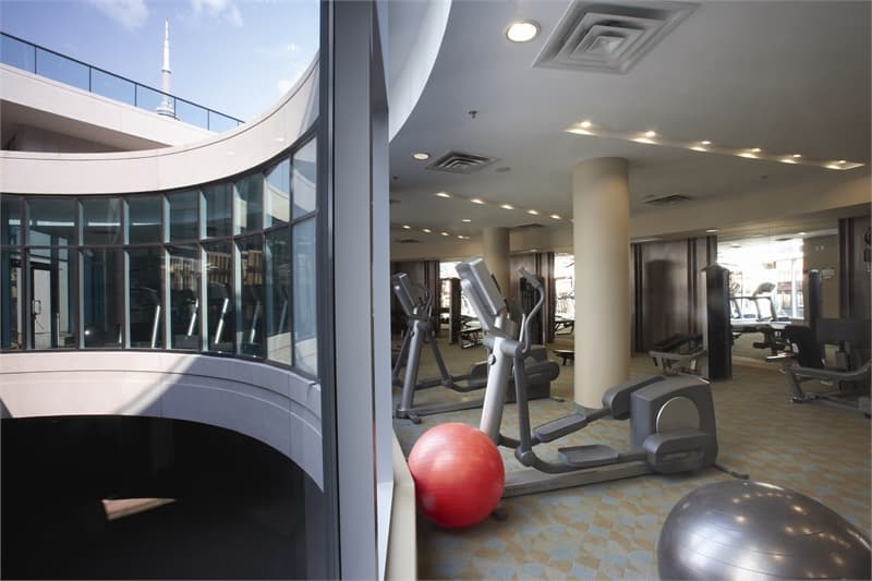 33 Bay at Pinnacle Centre Condos - Image 8